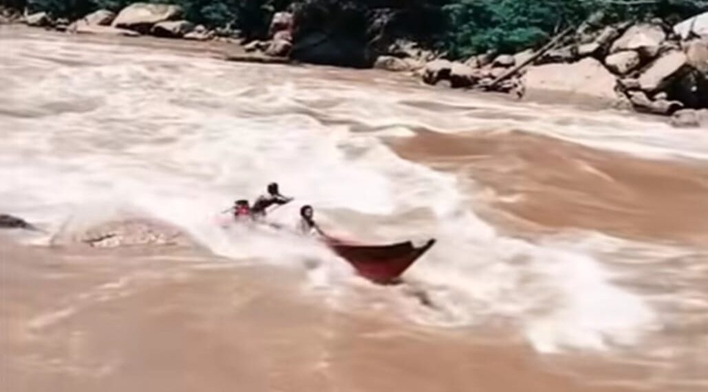 salah satu riam di Mahakam Ulu. (foto: Sosial Media)