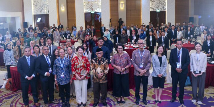 (Pertemuan Regional UNESCO)