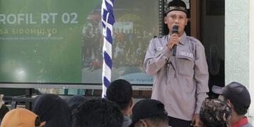 Suyadi saat pemaparan (foto: Pemerintah Anggana)