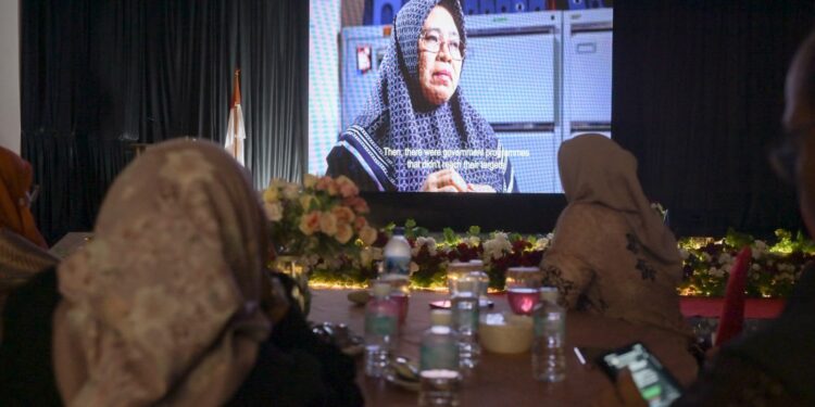 Peserta menyaksikan film dokumenter Inong Peudame: Together, We Were Brave di Aceh Besar, 30 September 2026. Foto: UN Women/Riska Munawarah